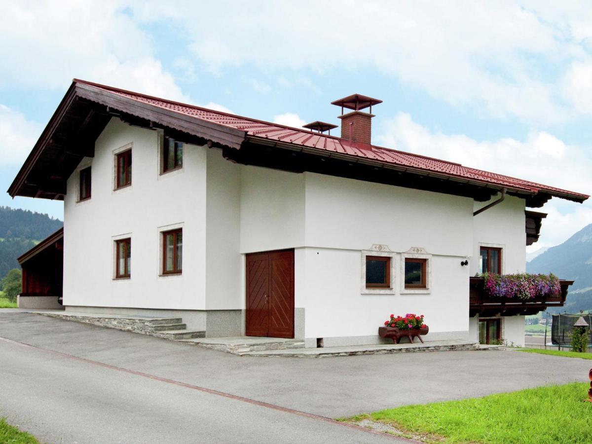 Beautiful Apartment In Brixen In The Thale Brixen im Thale Bagian luar foto